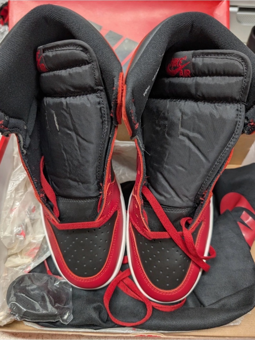 Jordan 1 Retro High 85’ Varsity Red
